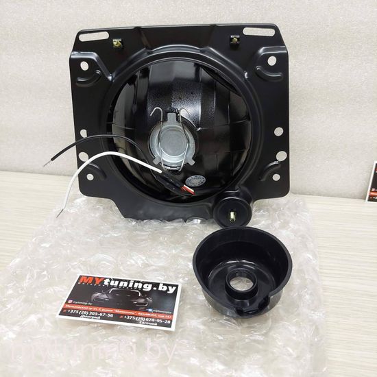Передние фары внешние VW Golf 2 angel eyes chrome