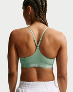 Nike Indy с легкой поддержкой Женский спортивный бюстгальтер с вставками и регулируемыми бретелями - NIKE