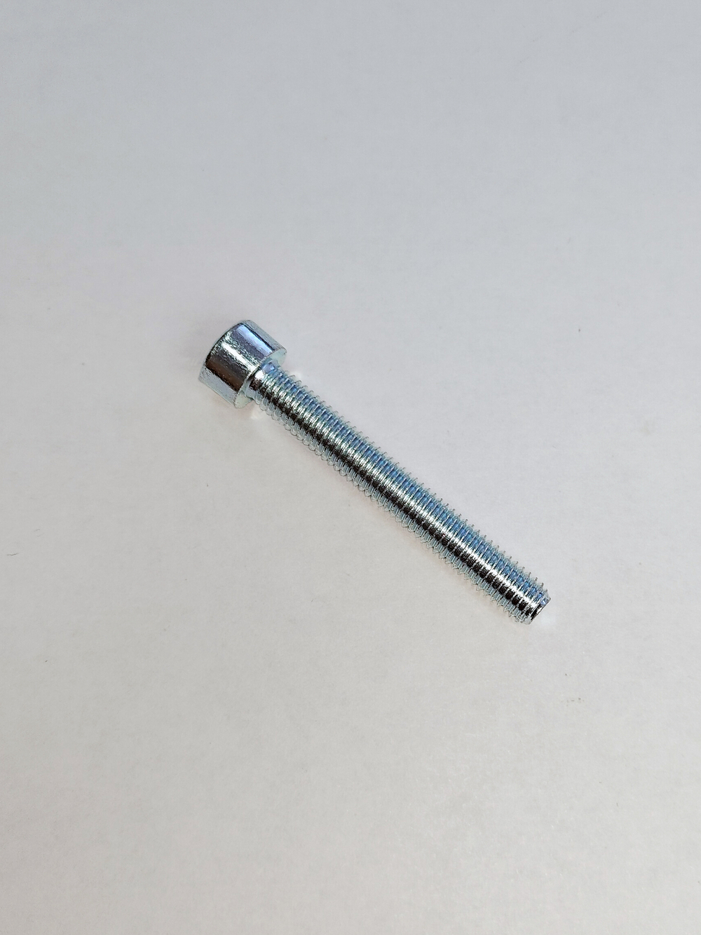 6х45 ОЦ. Винт П/Р с внут.шестигр. к.п.8.8 DIN912 (100 шт)
