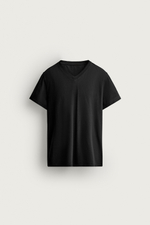 ФУТБОЛКА RELAXED FIT С V-ОБРАЗНЫМ ВЫРЕЗОМ — ZARA