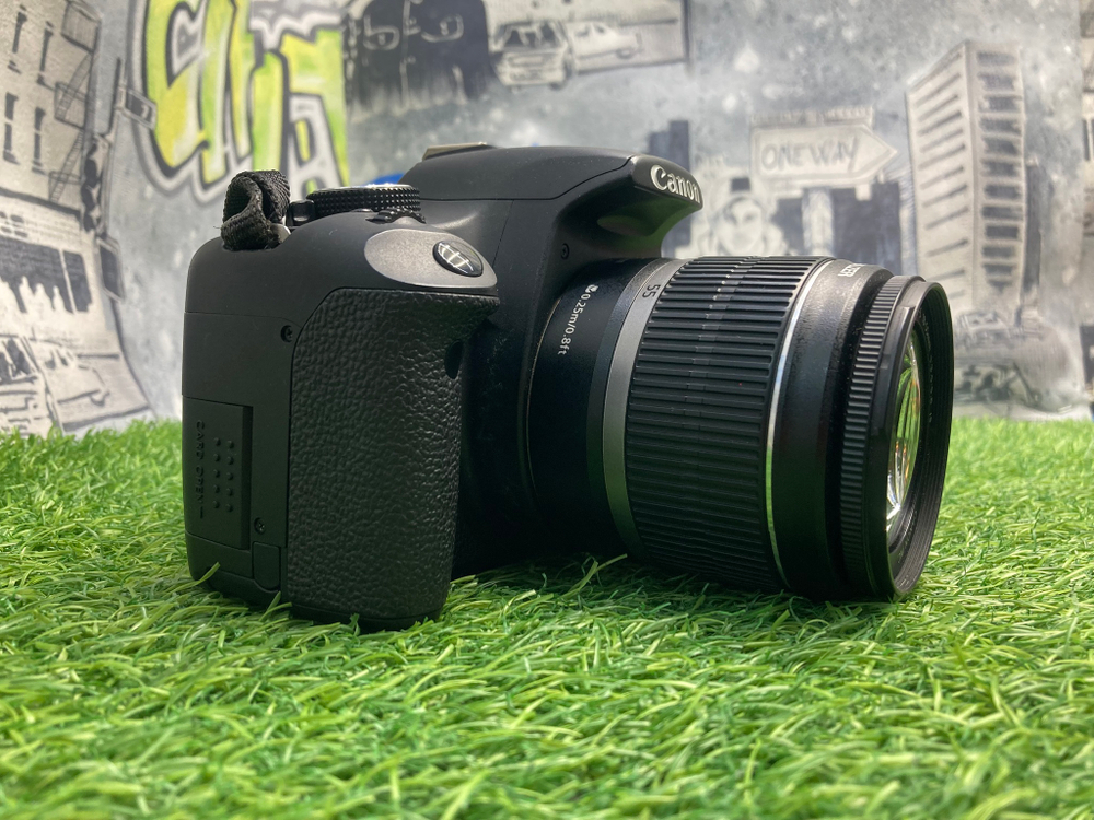 Canon 500D kit 18-55 mm 3.5-5.6 IS 8100 кадров