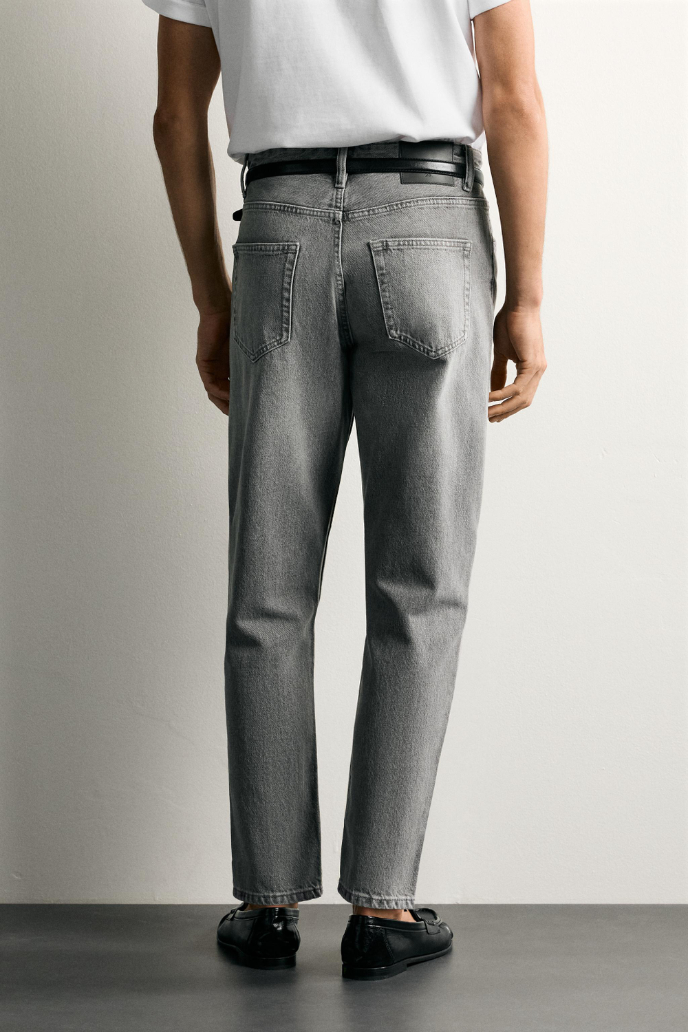 ДЖИНСЫ SLIM TAPERED — ZARA