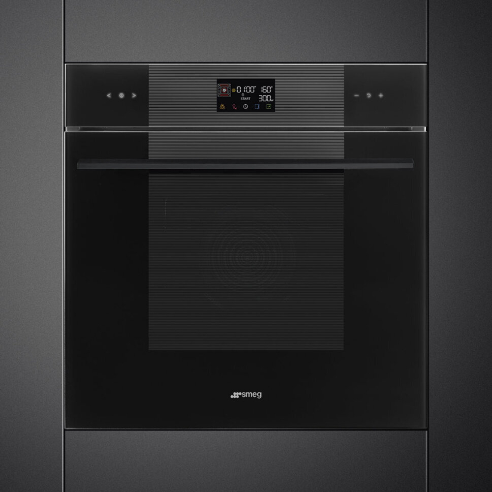 Многофункциональный духовой шкаф Smeg SO6102M2B3