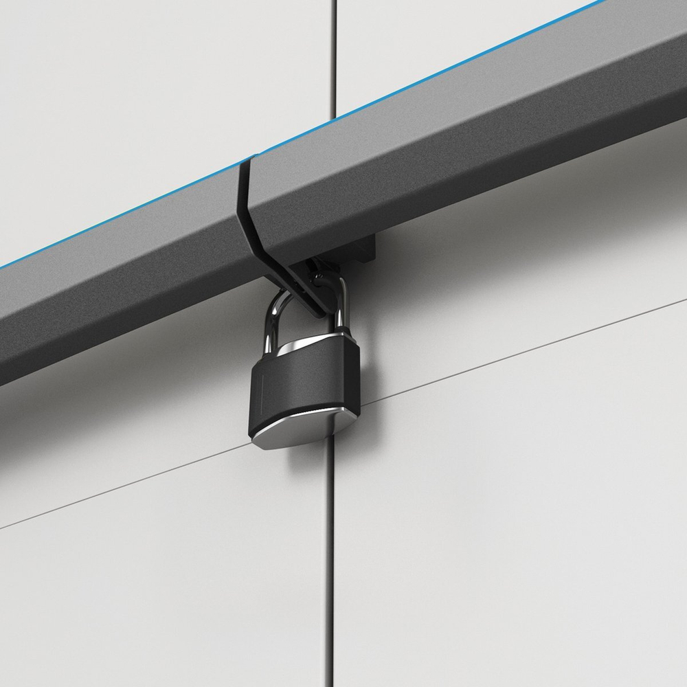 Пластиковый шкаф Keter Linear Tall Cabinet