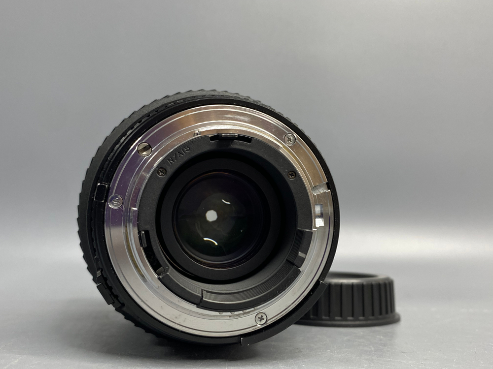 Tokina AT-X PRO AF 28-70mm f/2.6-2.8