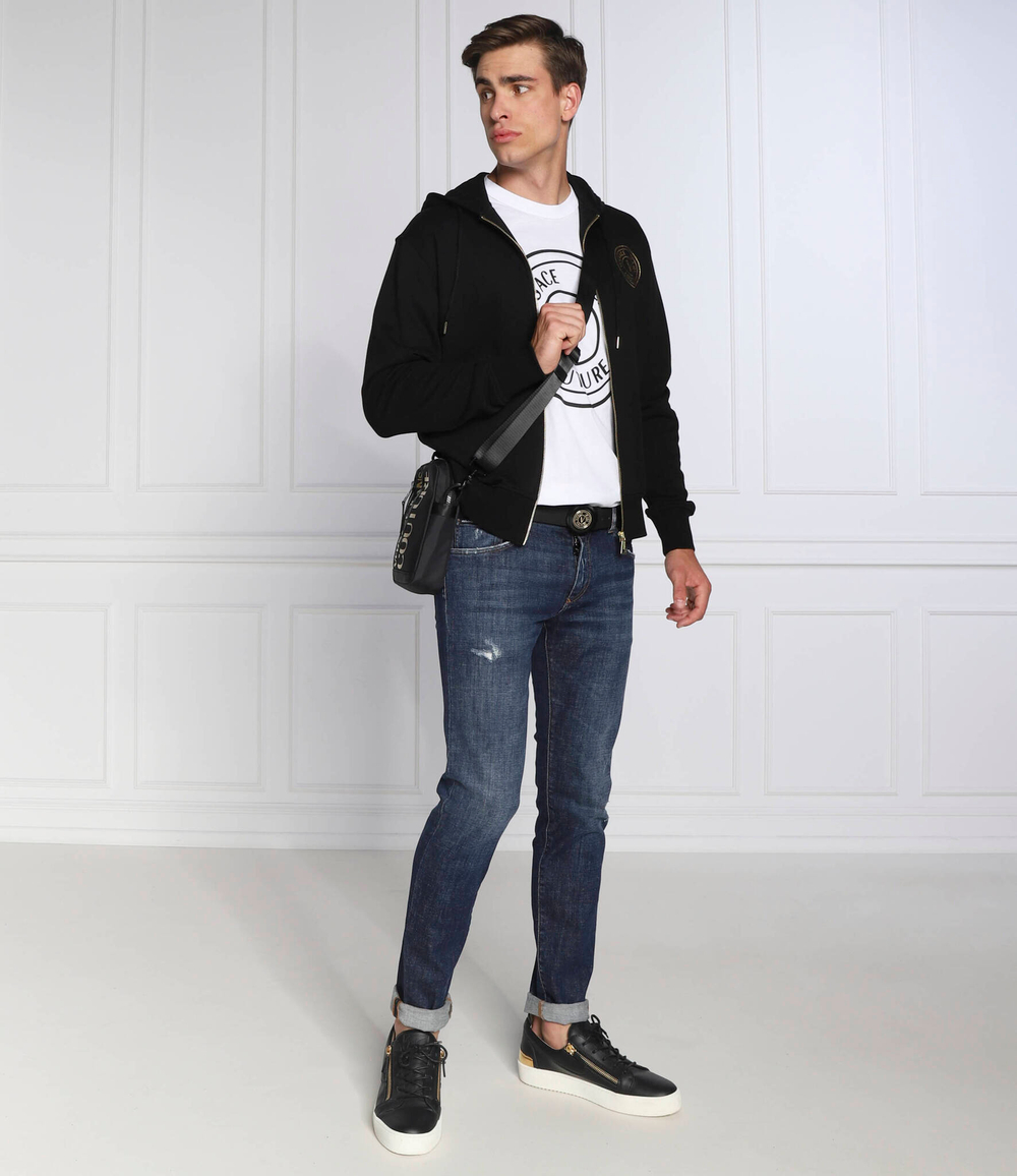 футболка Versace Jeans Couture - белый(73GAHT28CJ00T)