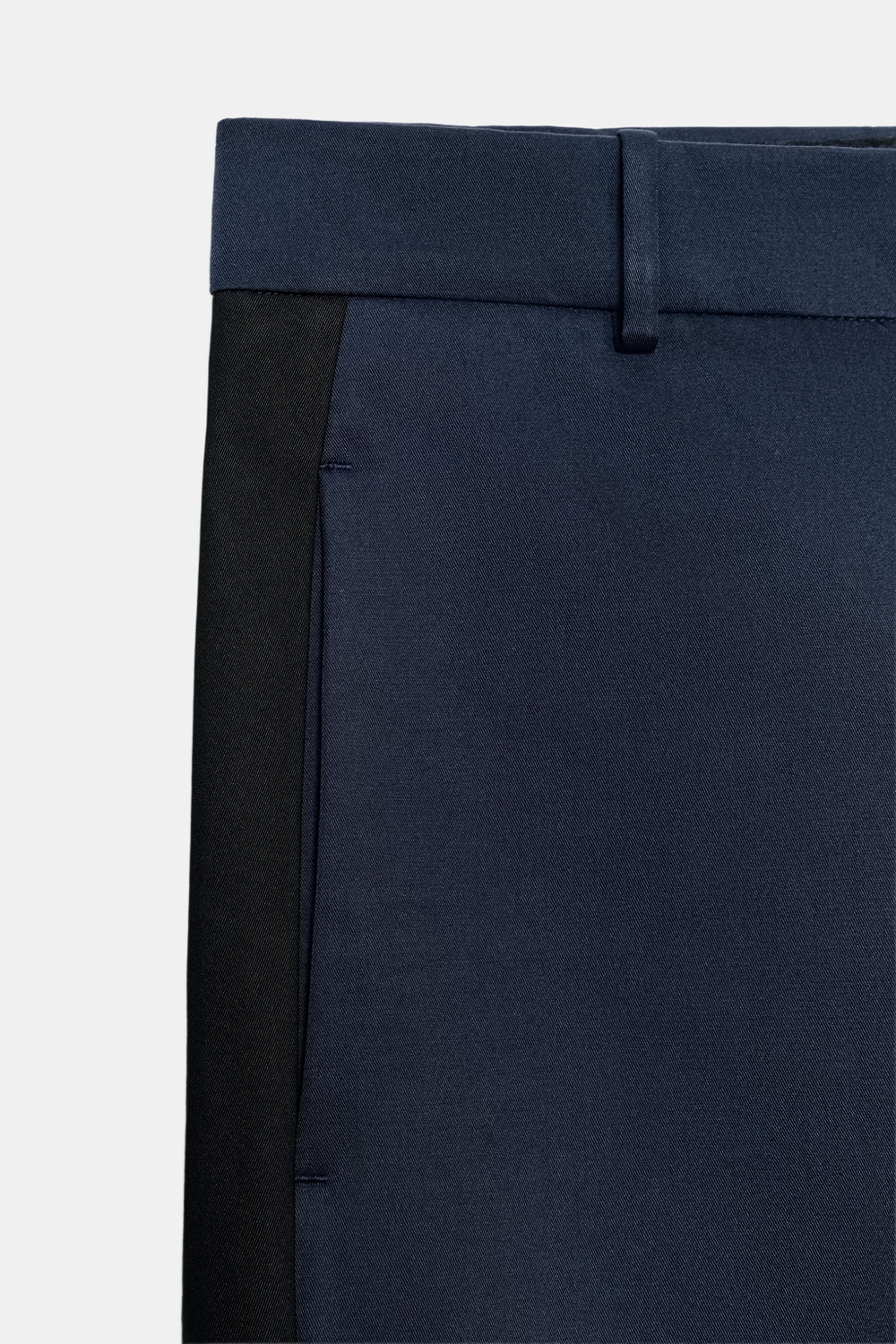 БРЮКИ С КАРМАНАМИ И КОНТРАСТНЫМИ ПОЛОСАМИ — ZW COLLECTION — ZARA
