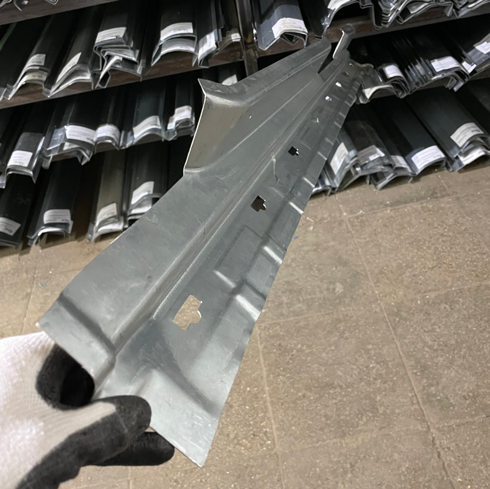 Порог правый Mercedes C-Klasse W204 2006-2015 (Klokkerholm)