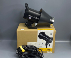 Godox SL100Bi