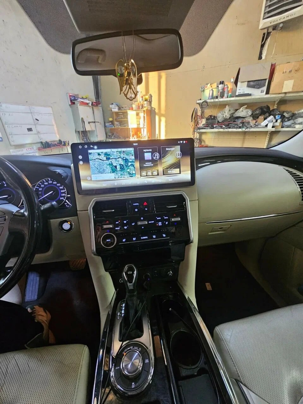 Штатная магнитола для INFINITY QX80 2021-2023 Y63 KUBERG KP-N1710