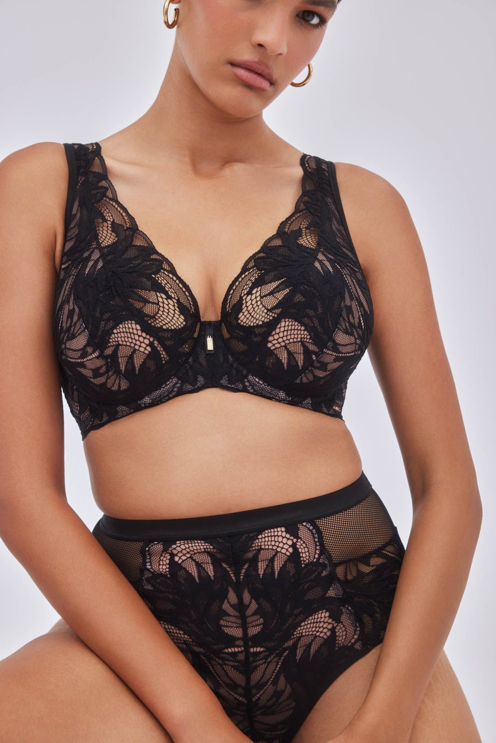 Бюстгальтер-бралетт Boudoir с мягкими чашками (Размер: 80F) (Цвет: черный)