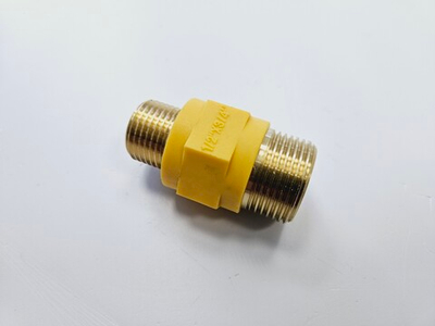 Вставка диэлектрическая изолирующая 1/2"-3/4" (наружная/наружная резьба)