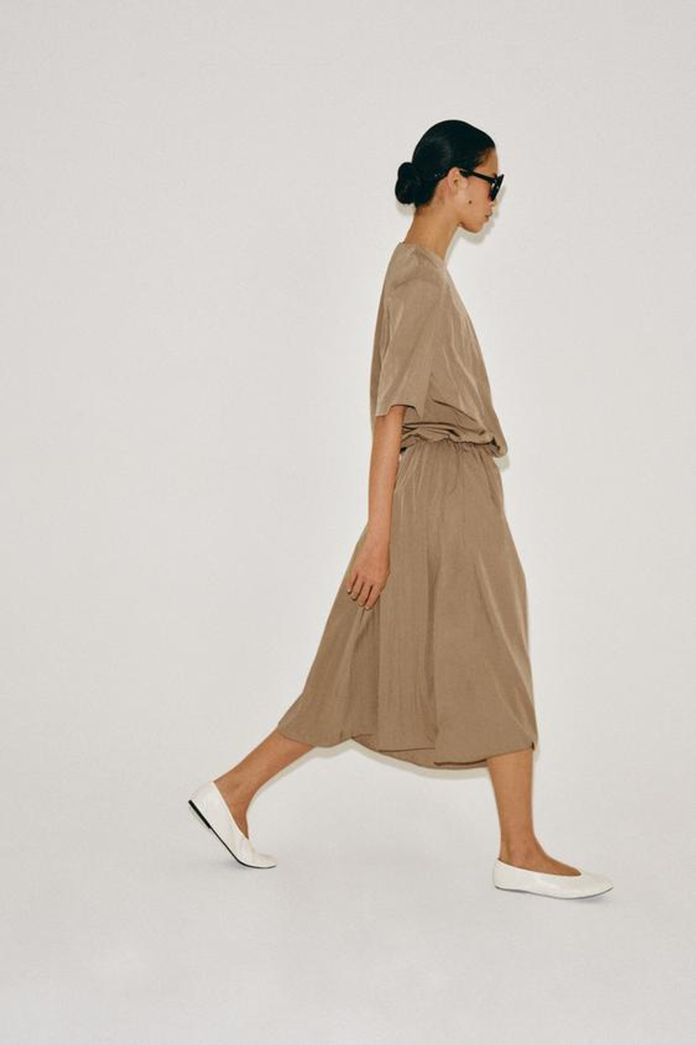 ZARA ЮБКА МИДИ ИЗ НЕЙЛОНА — ZW COLLECTION, СЕРО-КОРИЧНЕВЫЙ