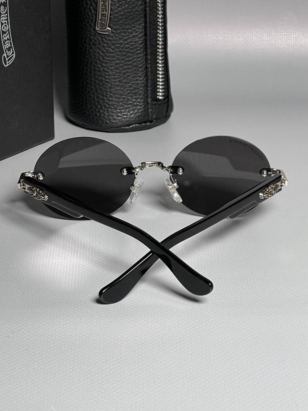 Солнечные очки Chrome Hearts