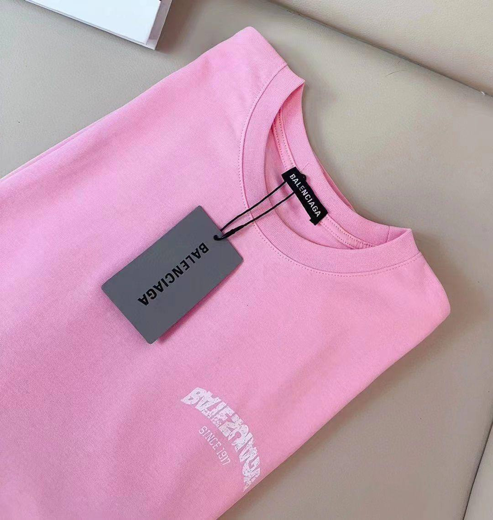 Футболка Balenciaga