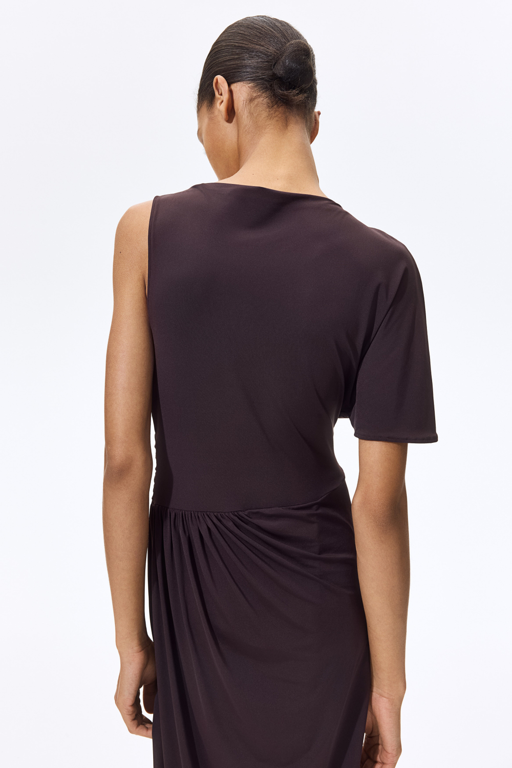 Асимметричное платье с драпировкой — короткие рукава - H&M