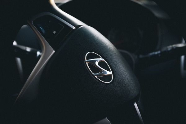 Ушедшие из России автопроизводители хотят возобновить работу. Но пока боятся Ушедшие из России автопроизводители хотят возобновить работу. Но пока боятся