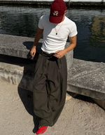 Мужские брюки barrel fit с ремнём и вытачками - BERSHKA