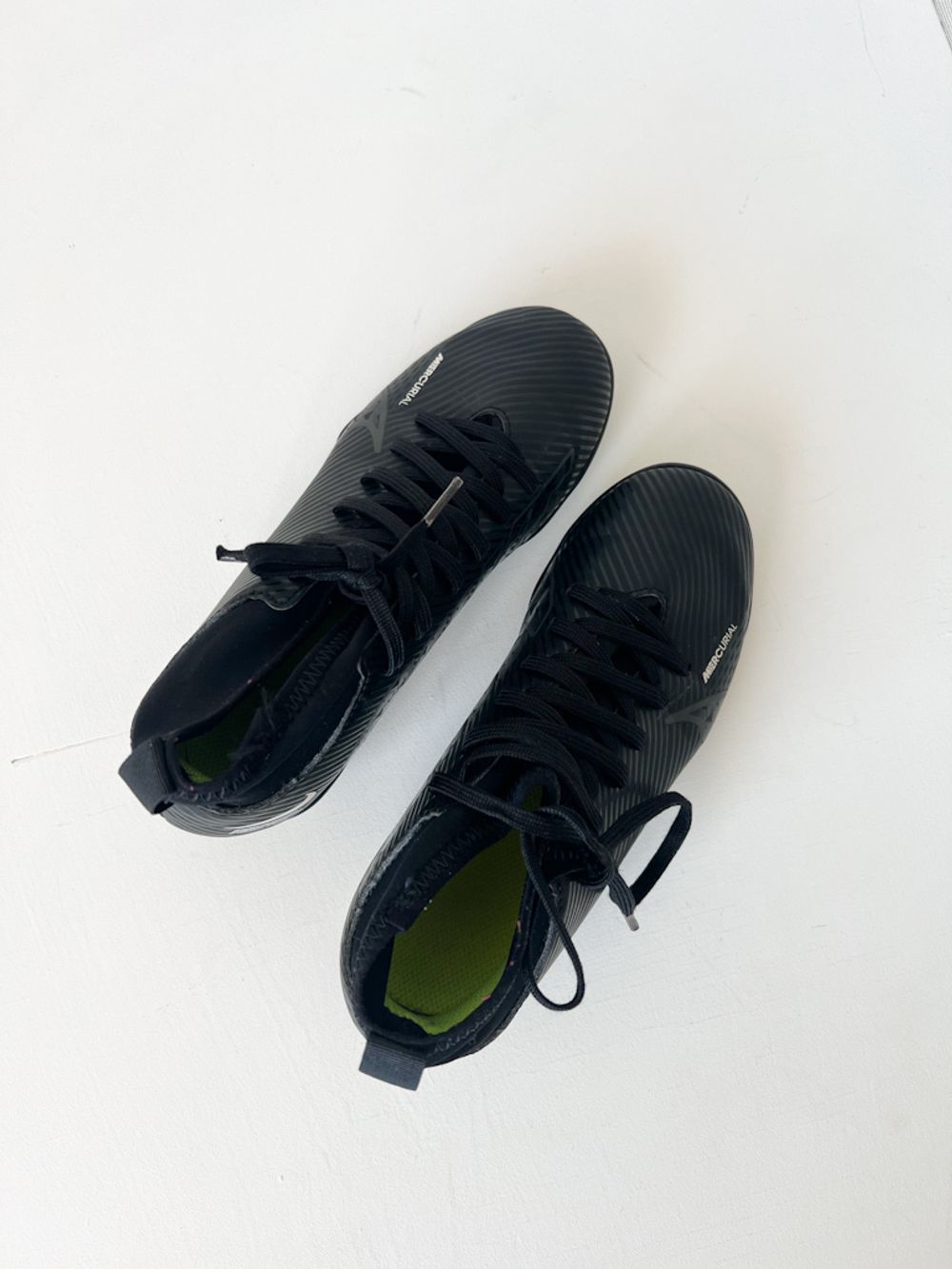 Бутсы Nike, 31