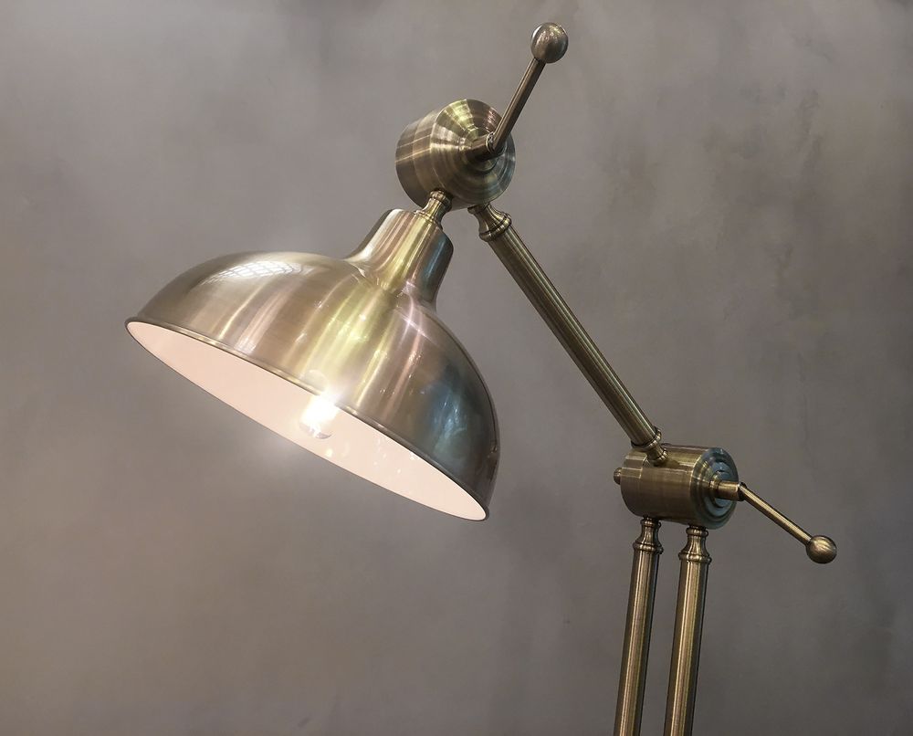 Настольная лампа KM601T brass