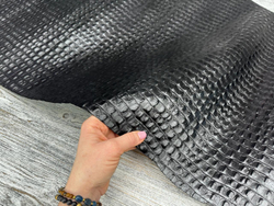 Натуральная кожа Crocco Back Black текстура крокодила