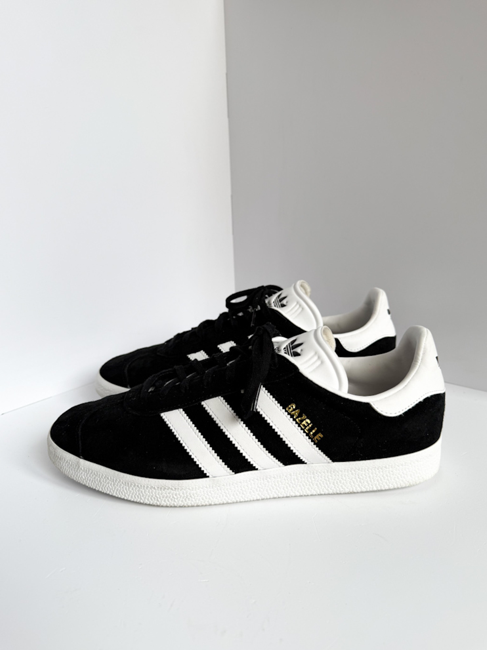 Замшевые кроссовки Adidas Gazelle, 43