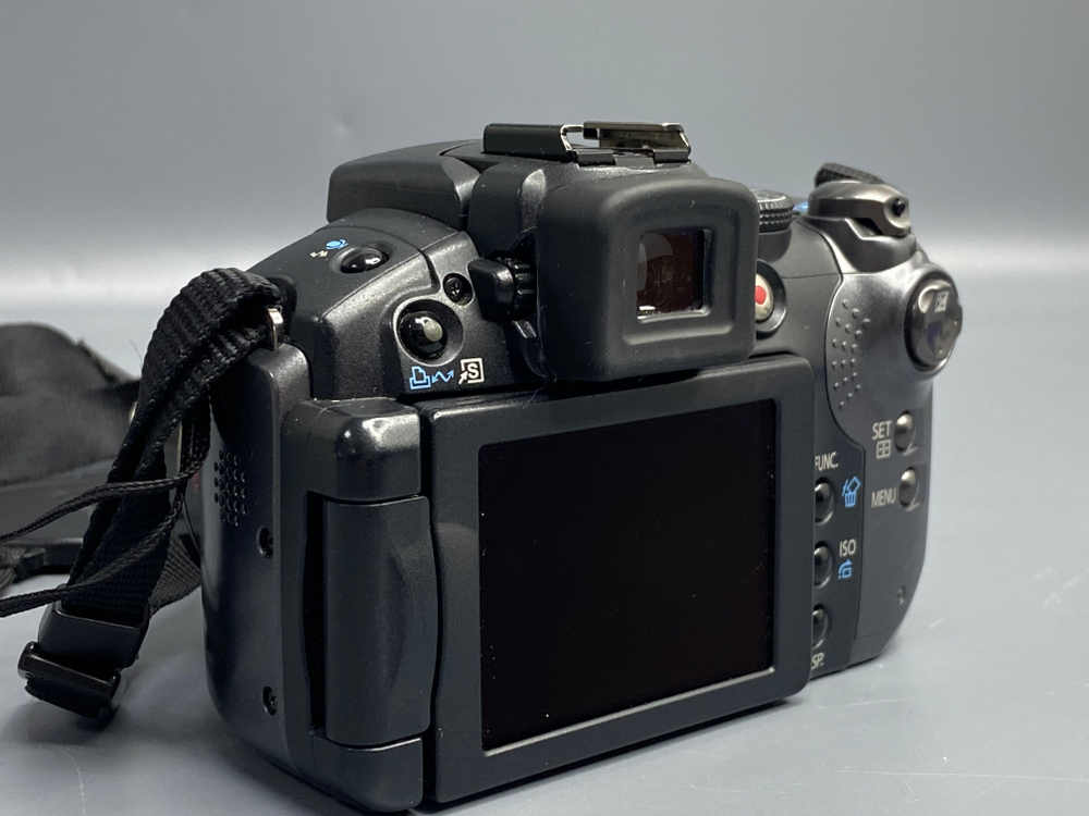 Canon PowerShot S5 IS