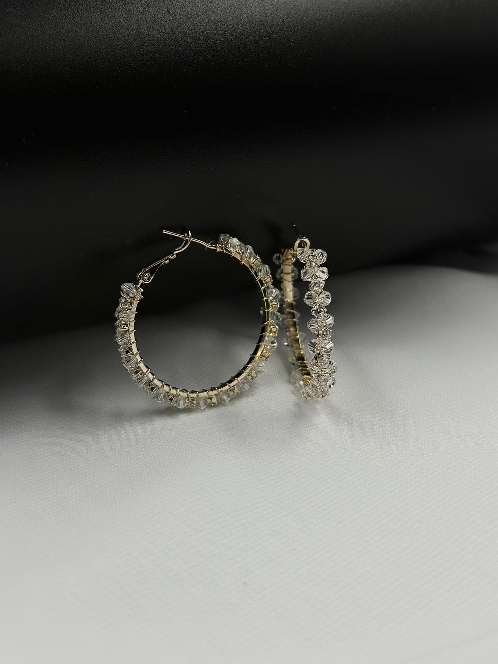 Серьги кольца из кристаллов, оттенок золото