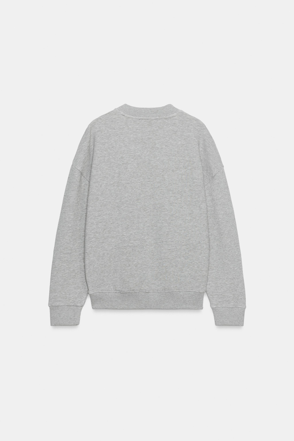 ТОЛСТОВКА С V-ОБРАЗНЫМ ВЫРЕЗОМ — ZARA