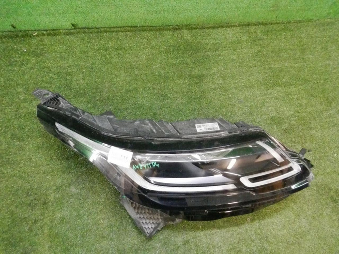 Фара правая Range Rover Velar (2017-2023) LED