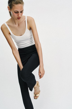 ZARA ЛАКИРОВАННЫЕ БОСОНОЖКИ, ЗОЛОТИСТЫЙ