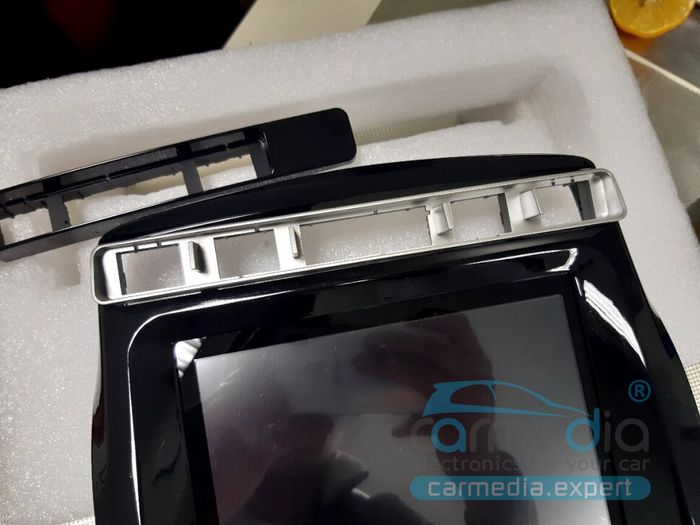 Магнитола для VW Touareg 2 2010-2018 (RCD550) - Kuberg ZF-1108-DSP "Тесла-Стиль" монитор 10.4" на Android 9