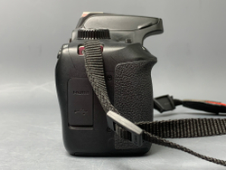 Canon EOS 4000D Kit 18-55mm 3.5-5.6 III