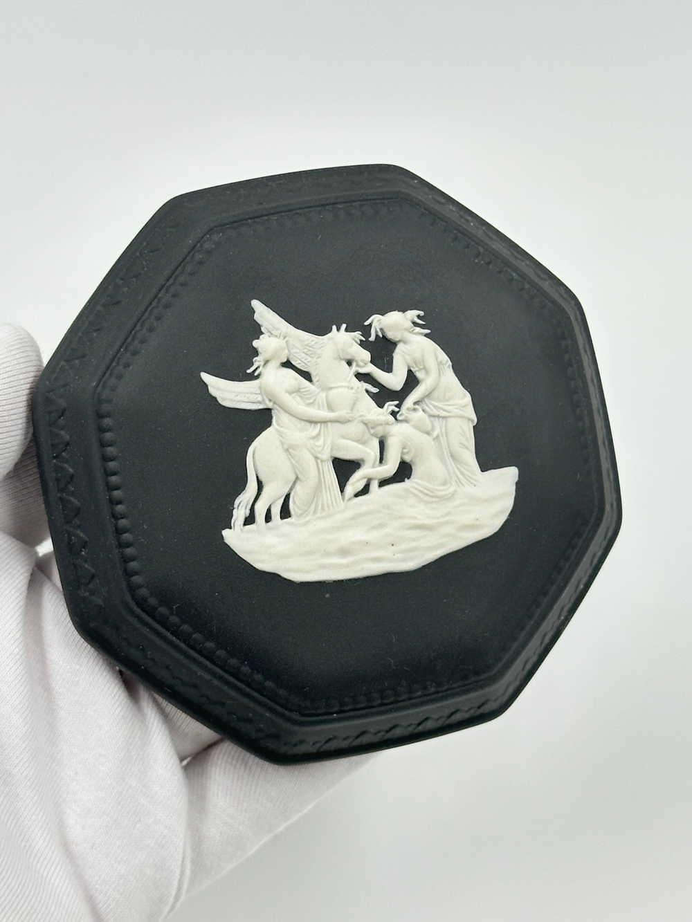 Шкатулка Wedgwood чёрная