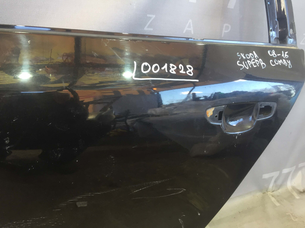 Дверь задняя левая Универсал Skoda Superb 2  Б/У Оригинал 3T9833051