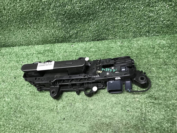 Ручка двери передняя правая RR Vogue 5 L460 21-нв