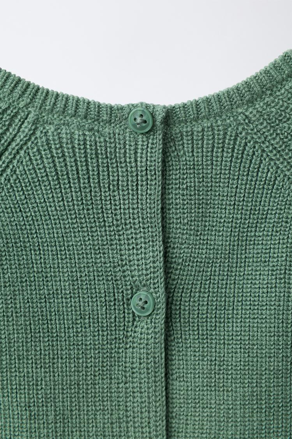 ZARA СВИТЕР ИЗ ЖЕМЧУЖНОГО ТРИКОТАЖА, ЗЕЛЕНЫЙ