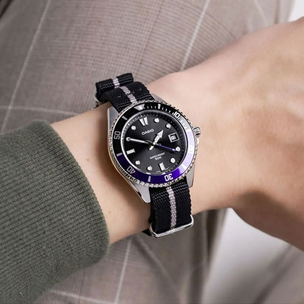 Мужские наручные часы Casio MDV-10C-1A2