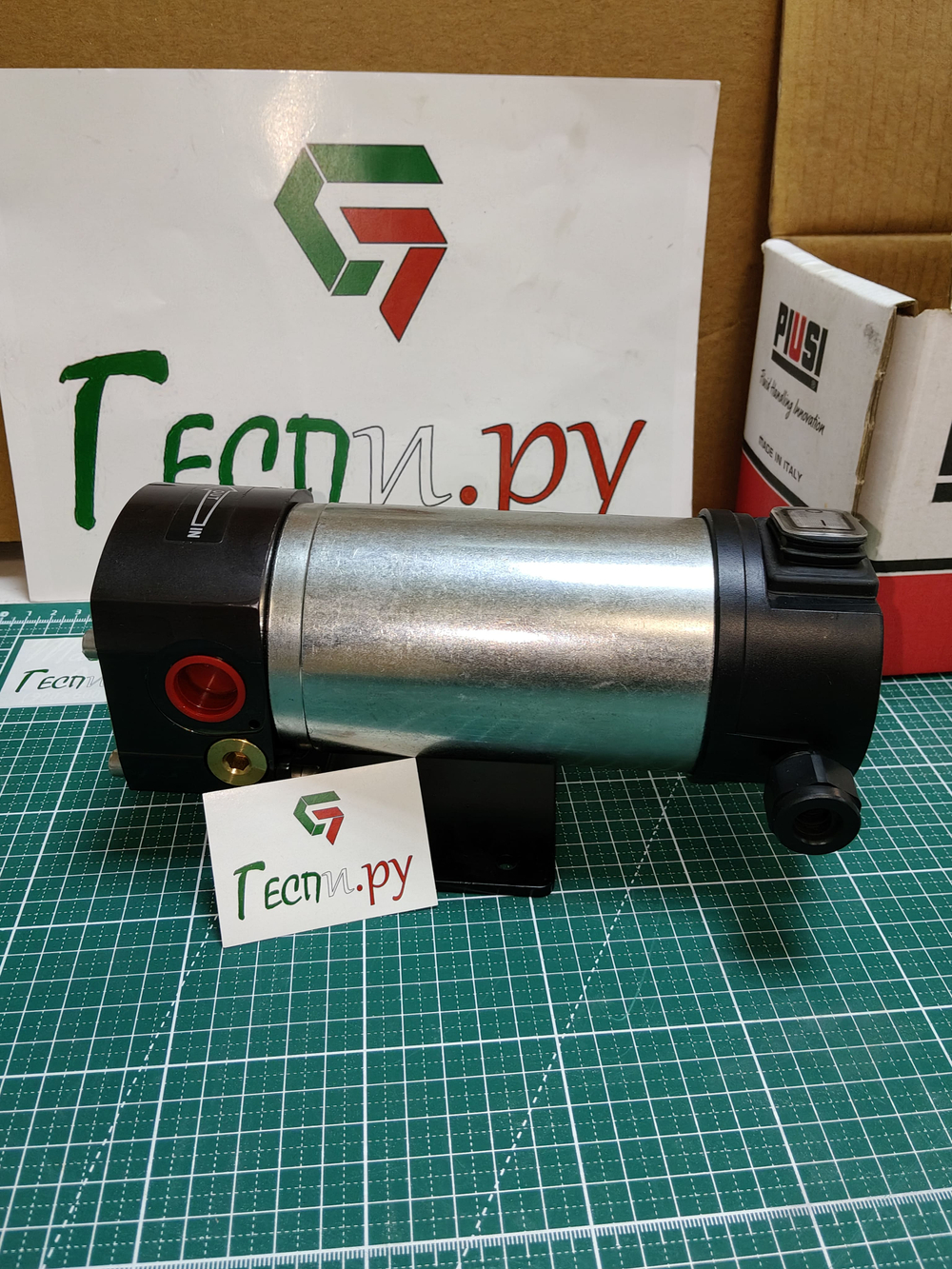 Viscomat DC 60/1 12V - Шестеренный электронасос для масла вязкостью до 2000 сСт, 4 л/мин