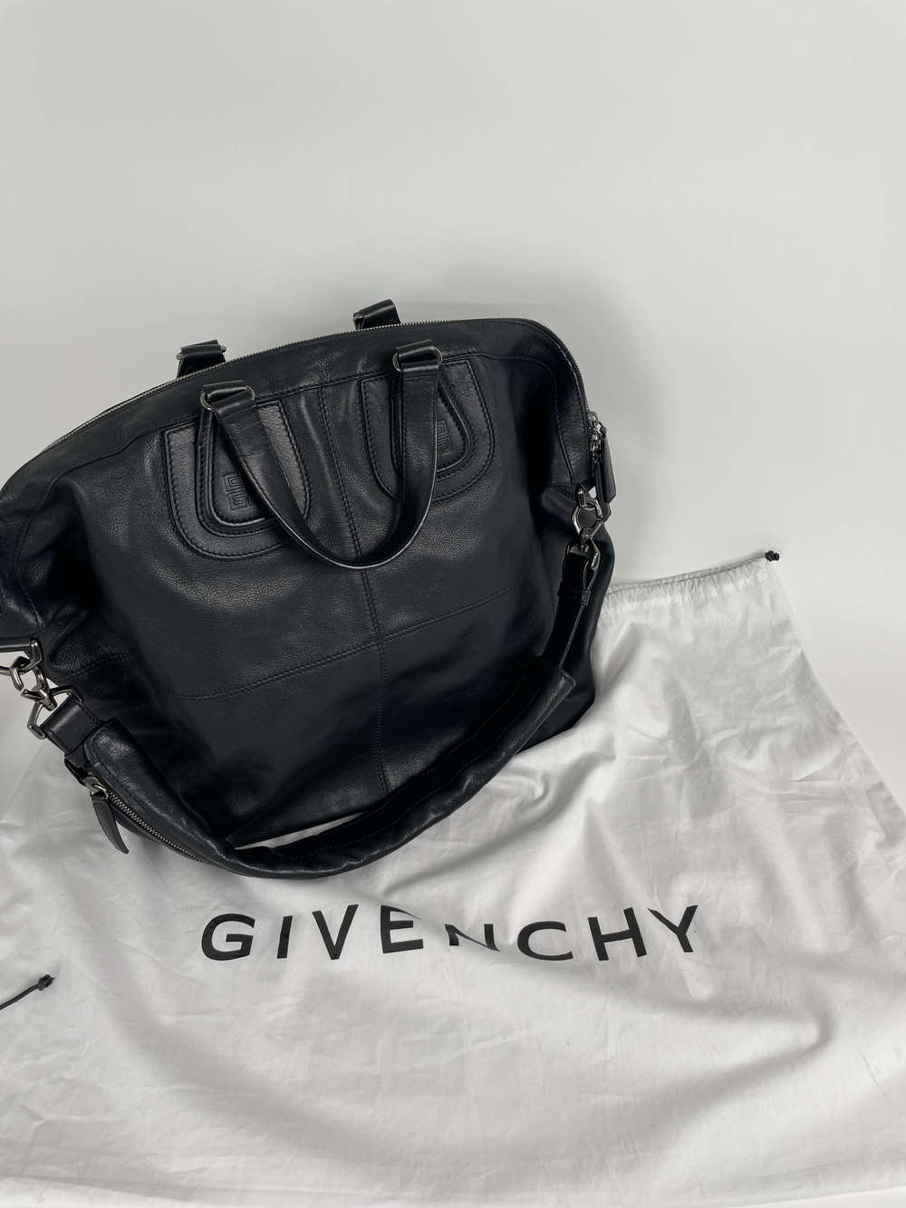 Сумка Givenchy Nightingale
