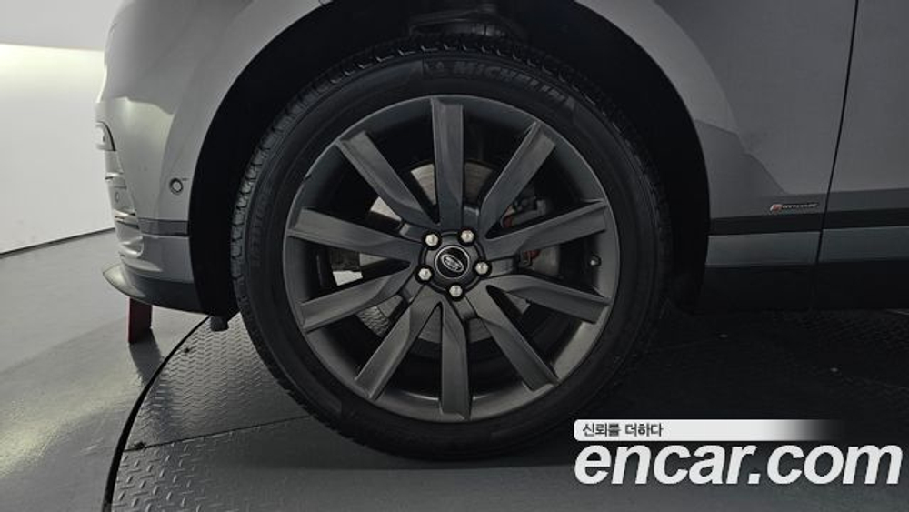 Land Rover Range Rover Velar 3.0 P380 R-Dynamic SE — 2018