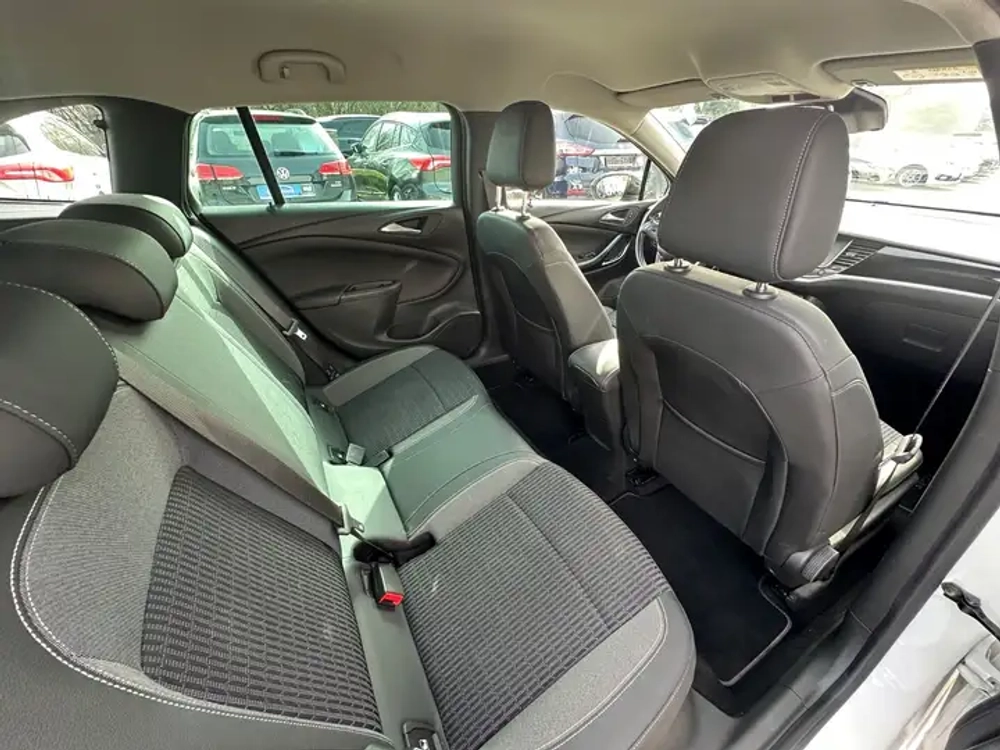 Opel Astra K