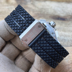 Часы Hublot