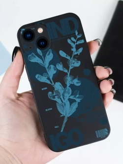 Чехол на iPhone 13 с принтом