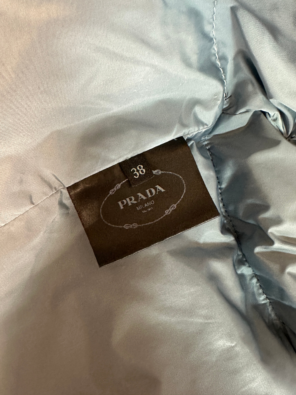 Пуховик Prada