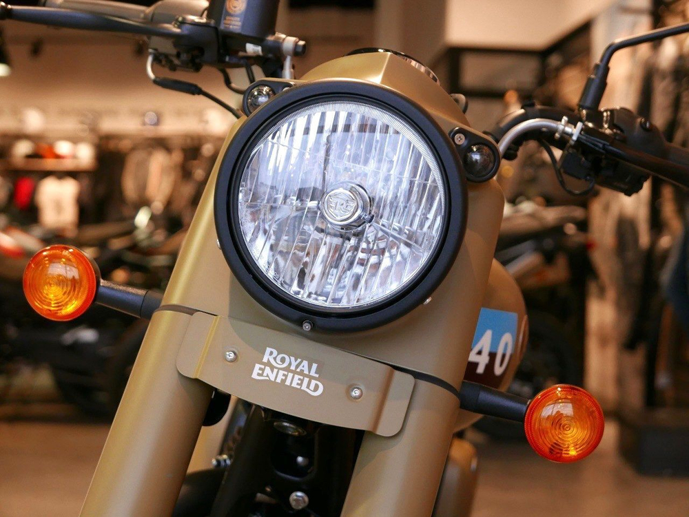Royal Enfield Classic 350 Signals Desert Sand 2024