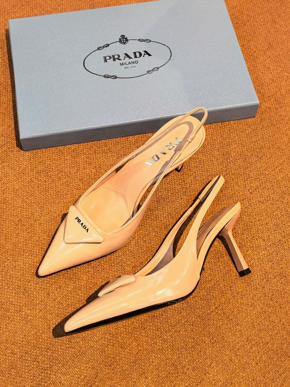 Туфли Prada