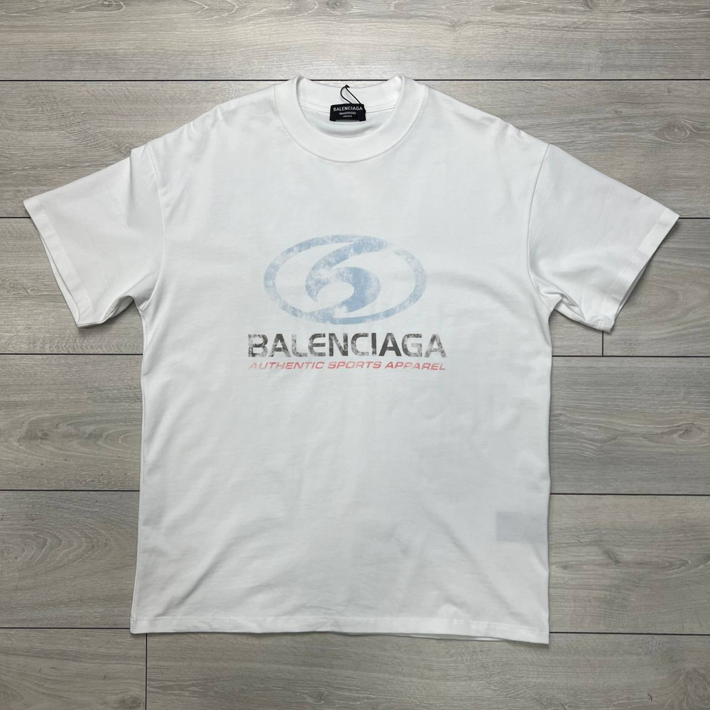 Футболка Balenciaga