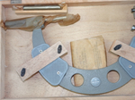 Скоба индикаторная СИ-200 (100-200мм.) Ц/д 0,01мм. ГОСТ 11098-75