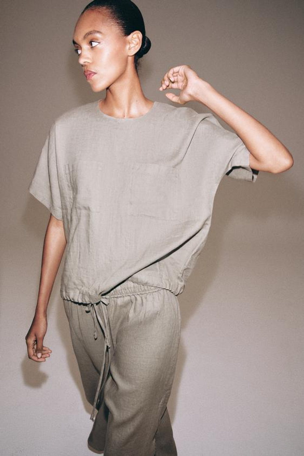 ZARA ТОП ИЗ 100% ЛЬНА НА ШНУРКАХ — ZW COLLECTION, СЕРОВАТО-КОРИЧНЕВЫЙ